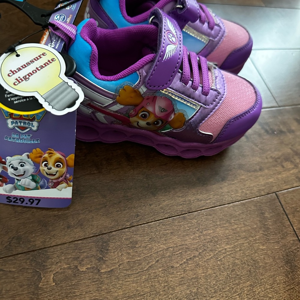Paw Patrol Girls' Light-Up Sneakers in Purple & Pink (Skye) - Picture 1 of 3